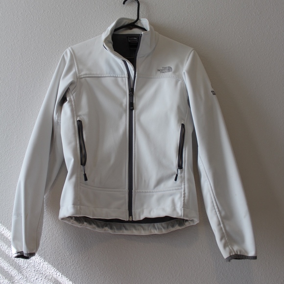 The North Face Jackets & Blazers - The North Face Jacket